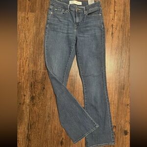 Signature Levi Strauss Women’s Mid Rise Bootcut Jeans W26 L32 Stretch Dark Wash